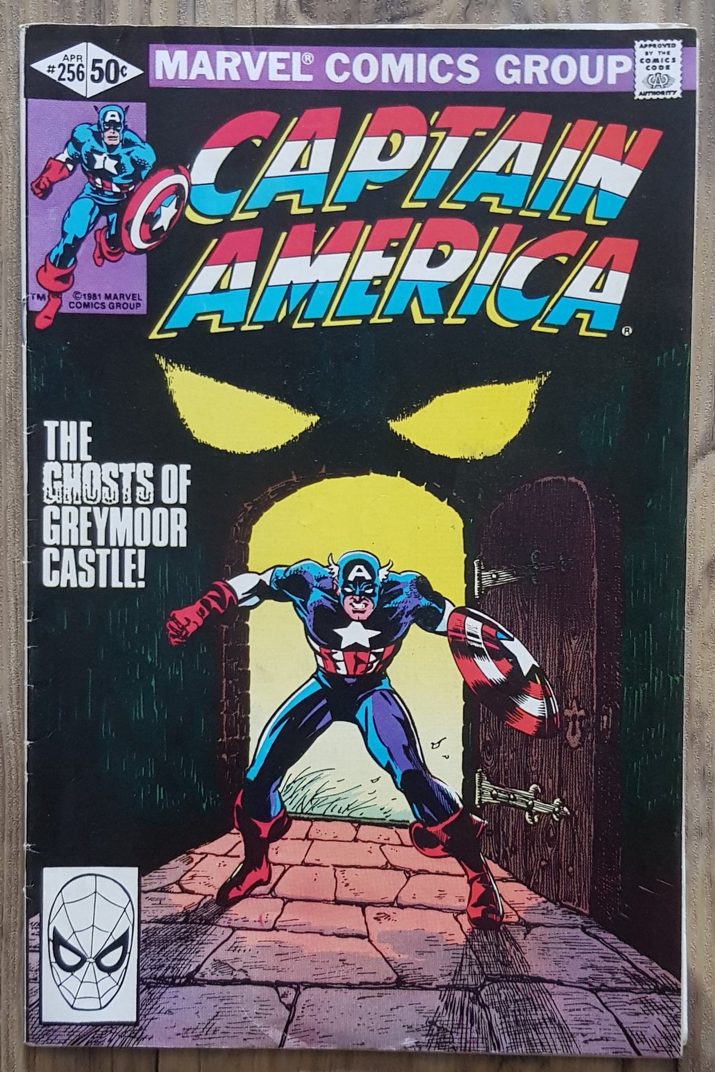 Captain America #256 Marvel Comics (1968)